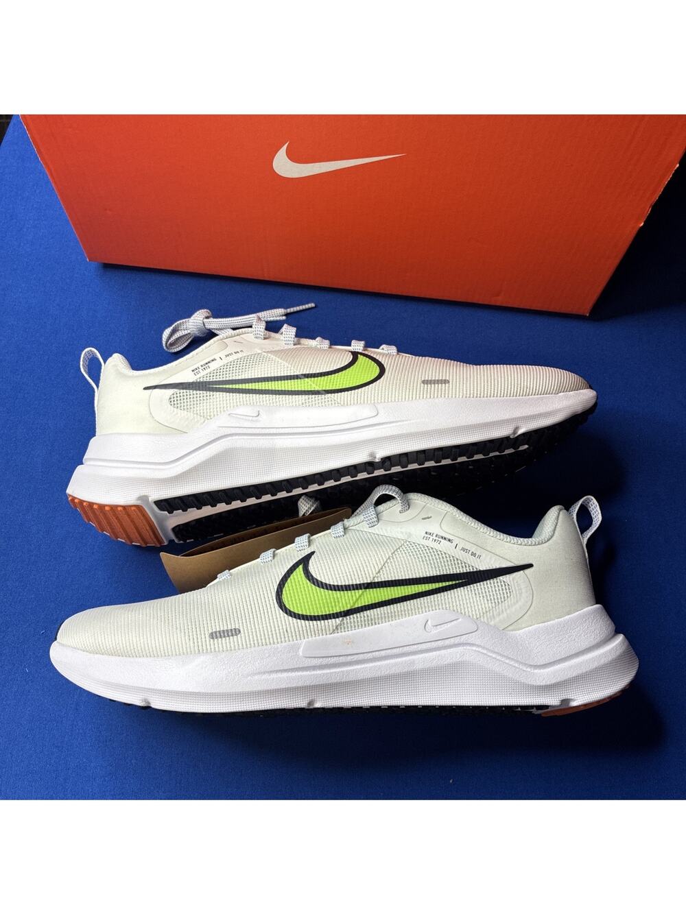 Nike Downshifter 12 Womens Shoes Size 10 Or Men 8.5 Lime Summit White DD9294-104 - Picture 1 of 6